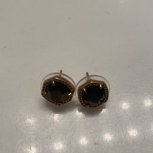 Kendra Scott Stud earrings